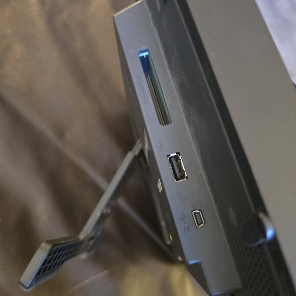 KODAK EasyShare M820 Digital Frame (working great) - Picture 9 of 10